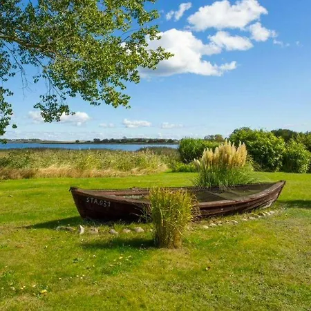 Appartamento Ruegenbrise-am-wasser-fewo-eg *