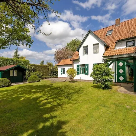 Appartamento Ruegenbrise-am-wasser-fewo-eg